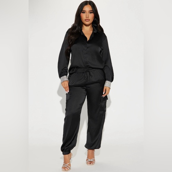 Fashion Nova Tops - ⭐️Host Pick⭐️ Make It Bling Satin Jogger Set-NWOT- Fashion Nova